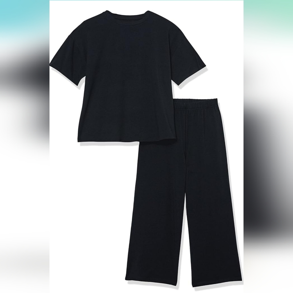 PLUS SIZE Black T-Shirt and Pants Lounge Set - Picture 3 of 6